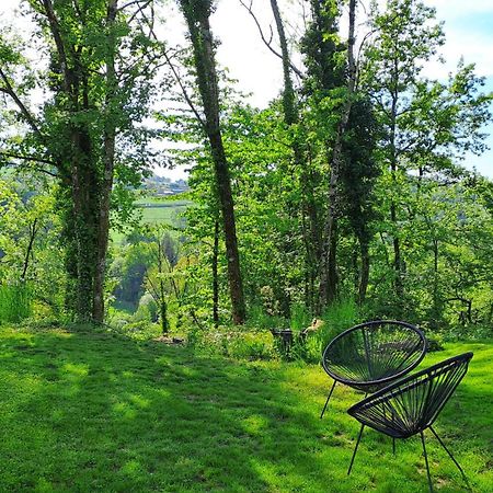 Logement Neuf A 2 Pas Du Lac La Bridoire Extérieur photo
